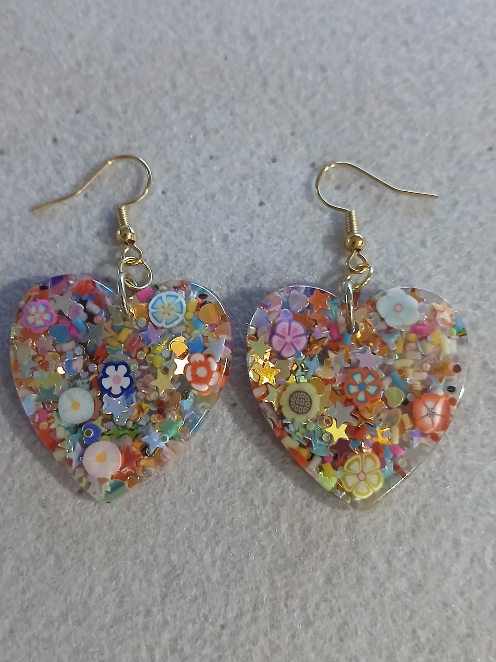 198- Handmade Multicolor Heart Resin Dangle Earrings - Gold Hooks